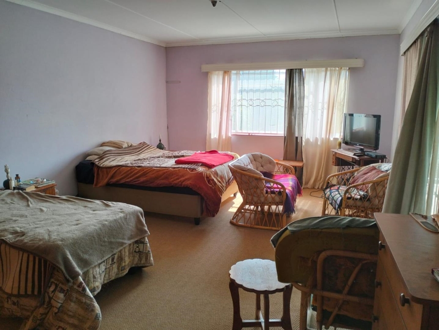 9 Bedroom Property for Sale in Bayswater Free State